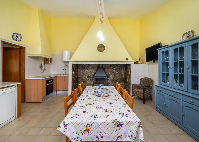 Oasis - Pool & Garden *