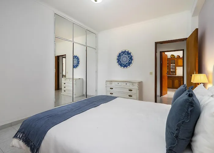 Semesterbostad Oasis - Pool & Garden Santa Marta (Faro)
