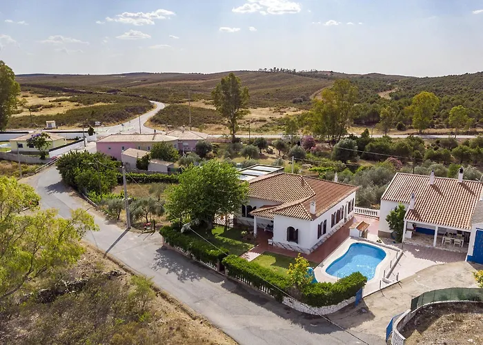 Oasis - Pool & Garden *